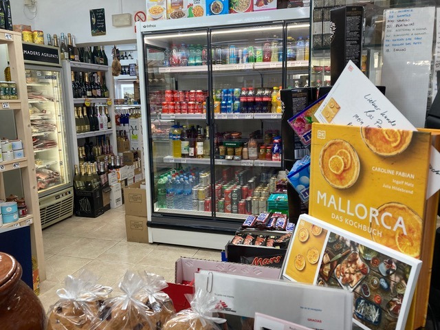 As seen in Supermercado los Pinos, Mallorca